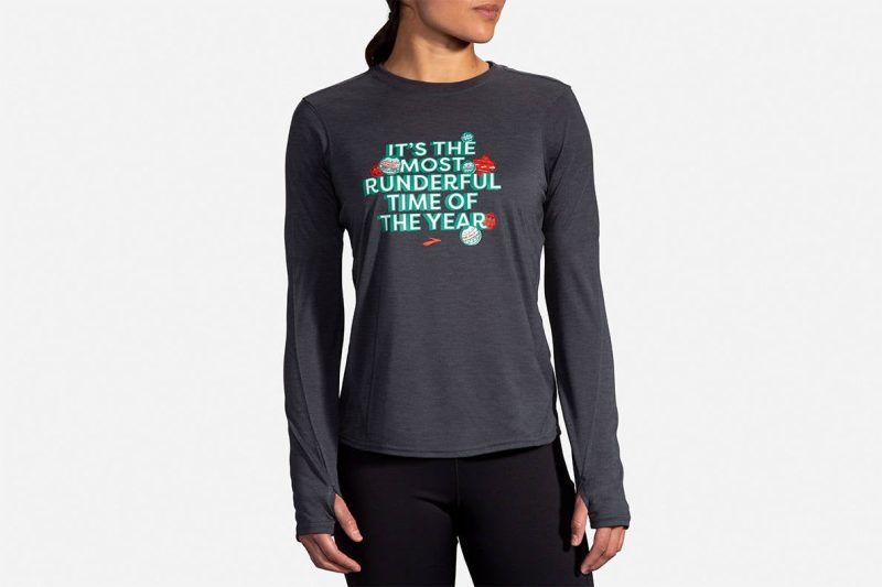 221516 075 MF Run Merry Run Distance Graphic LS